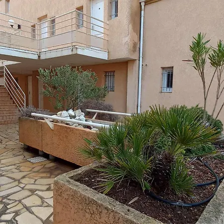 Lumineux Avec Terrasse Sud Et Parking Securise - Fr-1-387-45 Apartment Marseillan (Herault)
